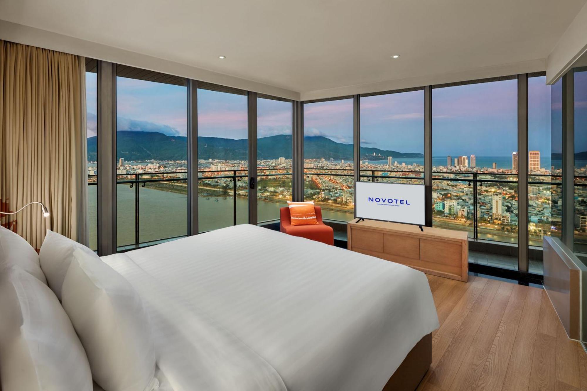 Novotel Danang Premier Han River Exterior foto